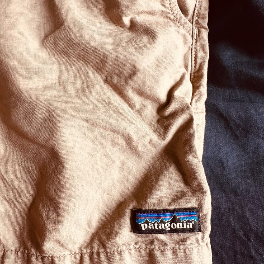 Patagonia khaki shorts 31 waist